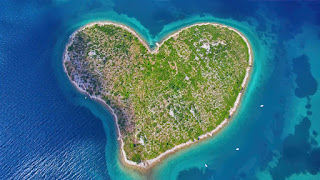 دانلود والپیپر هوایی جزیره عشق Island of Love Galesnjak Aerial View