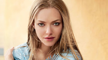 دانلود والپیپر آماندا سایفرید Amanda Seyfried