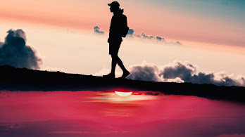دانلود والپیپر سایه راه رفتن زیر غروب Sunset Walking Silhouette Scenery