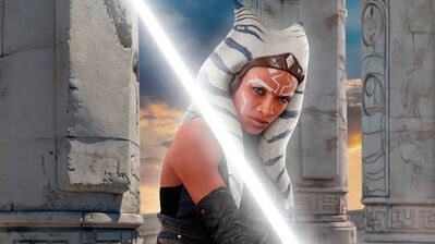 دانلود والپیپر آهسوکا تانو با لایت‌سیبر سریال Ahsoka Tano Lightsaber Series