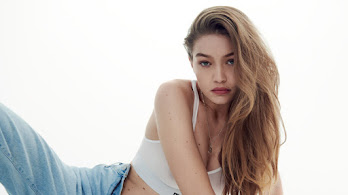 دانلود پوستر جیجی حدید بلوند مدل Gigi Hadid Blonde Model Girl