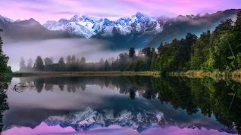 دانلود والپیپر منظره دریاچه کوه مه جنگل Lake Mountains Fog Reflection Forest