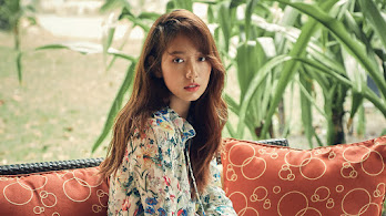 دانلود والپیپر پارک شین-هه بازیگر کرهای Park Shin-hye Korean Actress