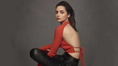 دانلود والپیپر آنا د آرماس مجله وگ Ana de Armas Vogue
