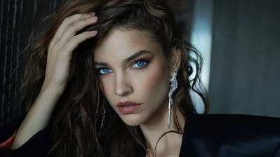 دانلود والپیپر باربارا پالوین مدل Barbara Palvin Model