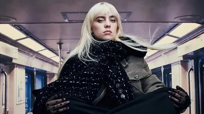 دانلود والپیپر بیلی آیلیش ووگ Billie Eilish Vogue