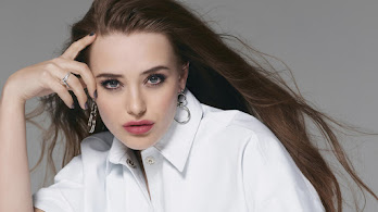 دانلود والپیپر کاترین لانگفورد Katherine Langford Photoshoot