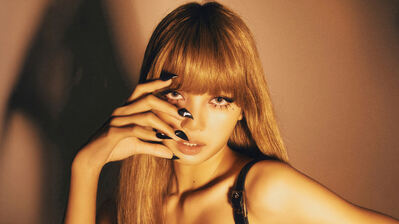 دانلود والپیپر لیسا آلتر ایگو بلک‌پینک Lisa Alter Ego BLACKPINK
