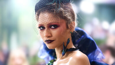 دانلود والپیپر زندایا مت گالا ۲۰۲۴ Zendaya Met Gala 2024