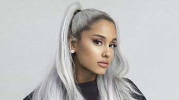 دانلود والپیپر آریانا گرانده Ariana Grande Photoshoot