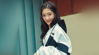 دانلود والپیپر چه یون کی‌پاپ Chaeyeon K-Pop Girl