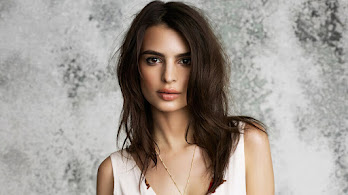دانلود والپیپر امیلی راتاجکوسکی مدل Emily Ratajkowski Model