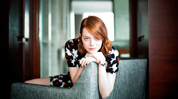 دانلود والپیپر اما استون مو قرمز Emma Stone Red Hair