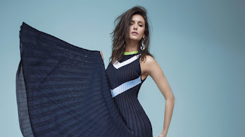دانلود والپیپر نینا دوبرو Nina Dobrev