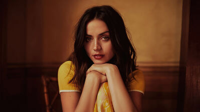 دانلود والپیپر آنا د آرماس Ana de Armas