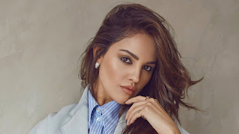دانلود والپیپر ایزا گونزالس Eiza Gonzalez
