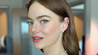 دانلود والپیپر اما استون اسکار Emma Stone Oscar