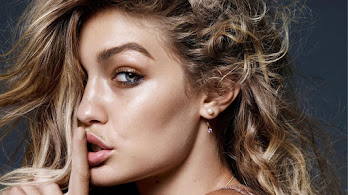 دانلود والپیپر جیجی حدید ووگ Gigi Hadid Vogue Model Blonde