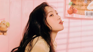 دانلود والپیپر جوی ردولوت کی‌پاپ کوئین‌دام Joy Red Velvet K-pop Queendom