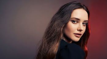 دانلود والپیپر کاترین لنگفورد Katherine Langford Photoshoot