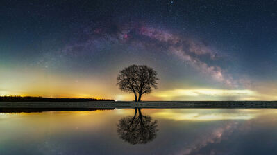 دانلود والپیپر منظره دریاچه شب و آسمان پرستاره Starry Sky Night Lake