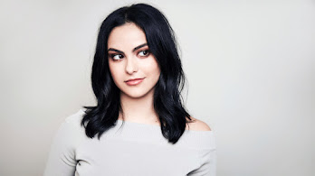 دانلود والپیپر کامیلا مندز Camila Mendes