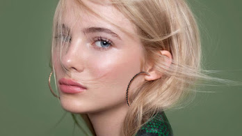 دانلود والپیپر فریا آلن Freya Allan