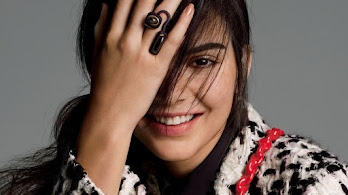 دانلود والپیپر کندال جنر مدل خندان Kendall Jenner Smile Model Girls