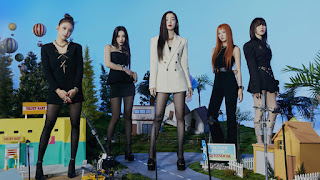 دانلود والپیپر ردولوت کی-پاپ کوئیندام Red Velvet K-pop Queendom Suit