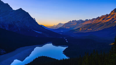 دانلود والپیپر منظره دریاچه، کوه و جنگل Lake Mountain Forest Scenery