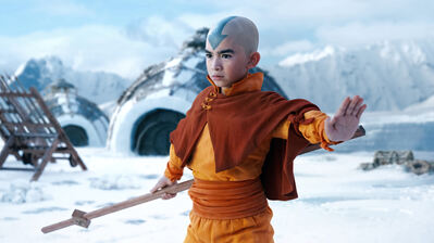 دانلود والپیپر آنگ از Avatar: The Last Airbender نسخه لایو اکشن نتفلیکس Aang Avatar The Last Airbender Live Action Netflix