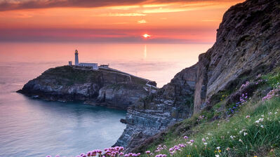 دانلود والپیپر منظره غروب فانوس دریایی Lighthouse Coastal Sunset Scenery