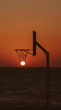 دانلود والپیپر متحرک بسکتبال در غروب آفتاب Basketball at Sunset