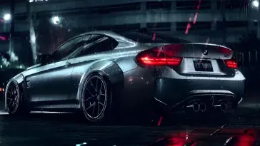 دانلود والپیپر متحرک بی‌ام‌دبلیو ام‌۴ سی‌اِس BMW M4 CS در باران