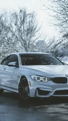 دانلود والپیپر متحرک بی‌ام‌دبلیو در زمستان سفید BMW White Winter